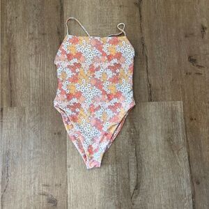 Skatie Resa one piece